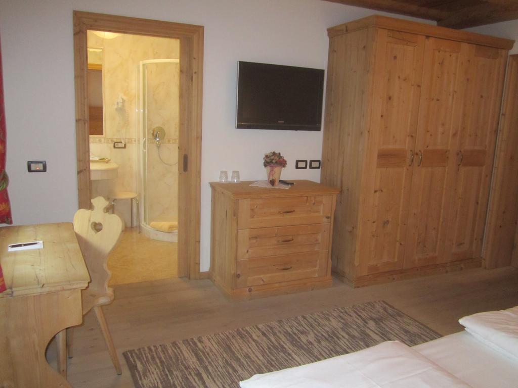 Hotel Corona Krone Selva di Val Gardena Pokój zdjęcie