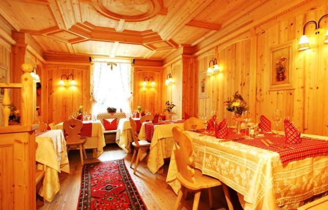Hotel Corona Krone Selva di Val Gardena Zewnętrze zdjęcie