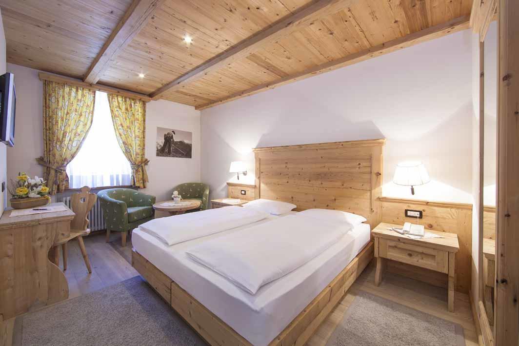 Hotel Corona Krone Selva di Val Gardena Pokój zdjęcie