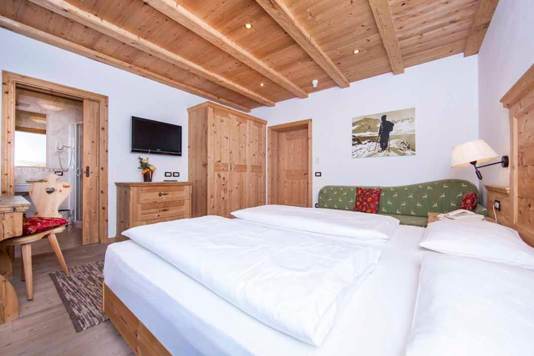 Hotel Corona Krone Selva di Val Gardena Zewnętrze zdjęcie
